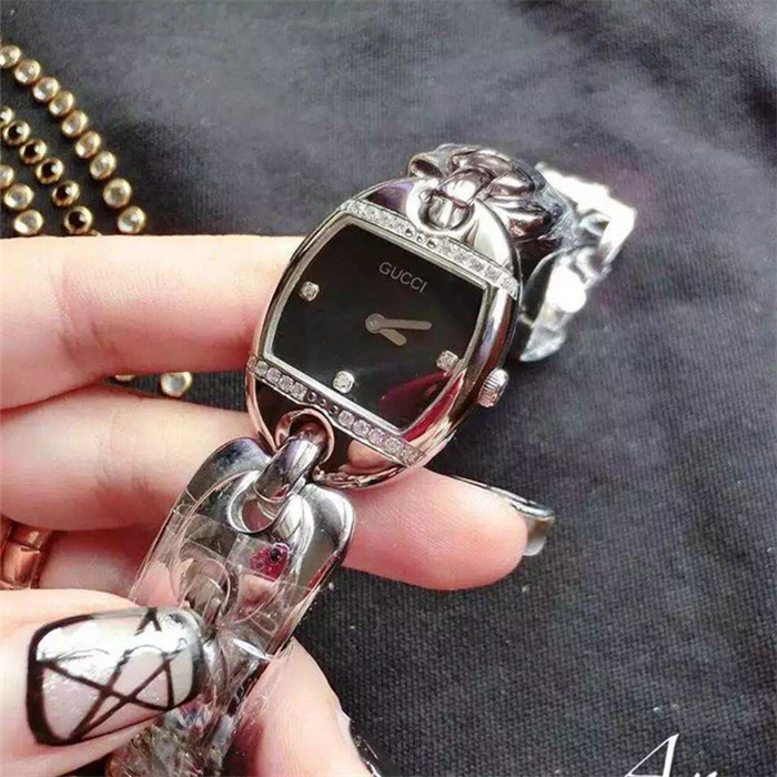 古馳Gucci原單手鏈款瑞士石英機芯藍寶石玻璃鏡面針扣式表扣