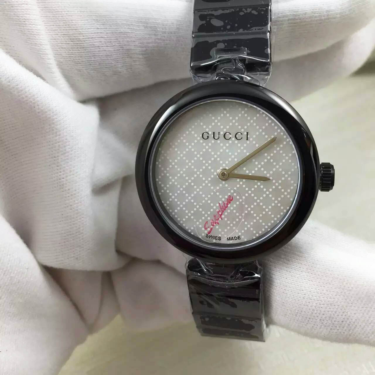 古馳 Gucci 女神范腕表搭載瑞士石英機芯