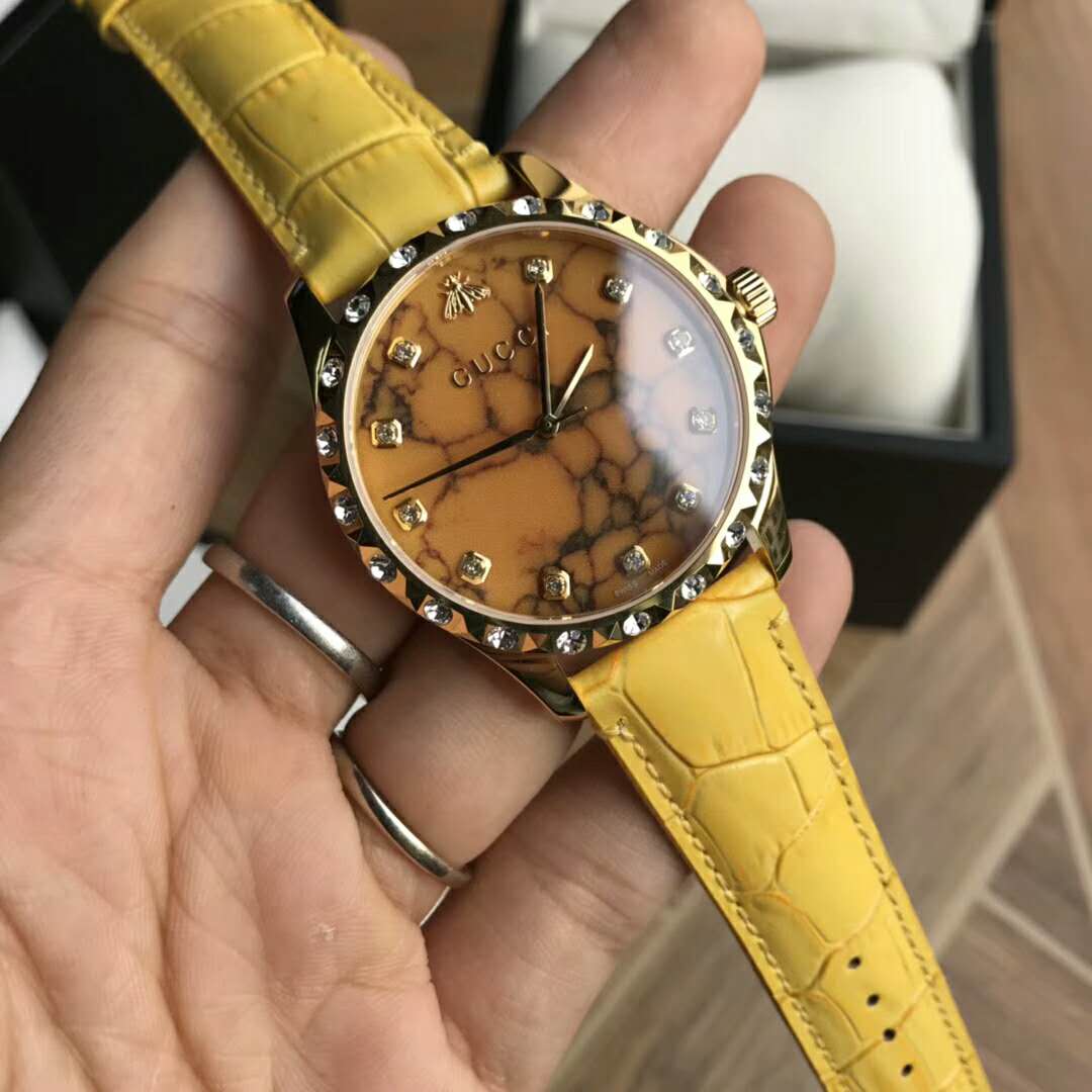 Gucci 最新 古 馳 小蜜蜂黃色腕錶