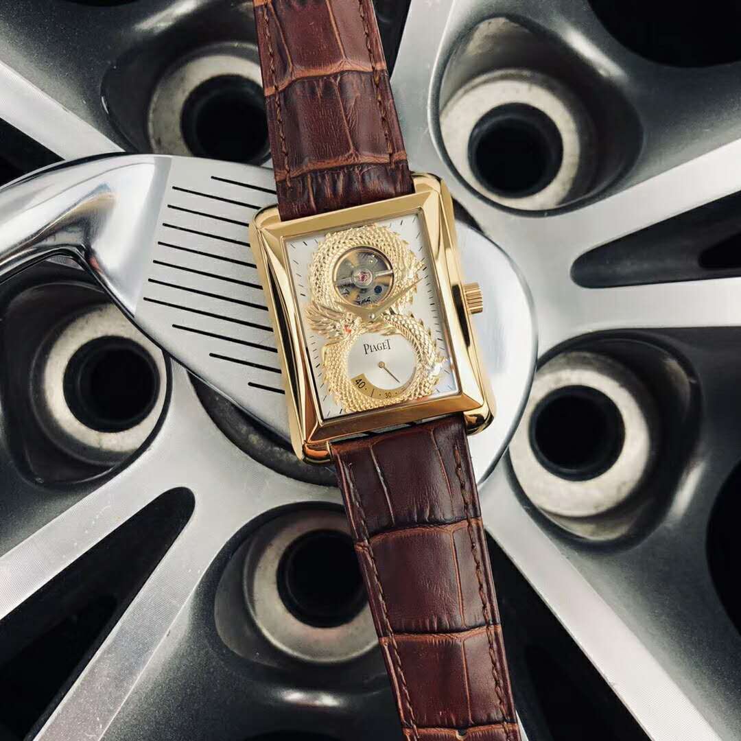 伯爵 Piaget 伯爵方盤盤龍面板新品來襲，中華真龍是伯爵公司特意為華人特別設計的傳統腕錶