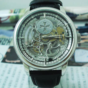 V.Constantin/江詩丹頓手錶 動能機芯鏤空系列男錶VC0245
