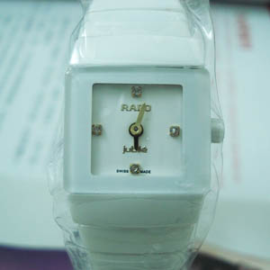 雷達手錶全陶瓷白色三針藍寶石鏡面進口機芯女款RD0133