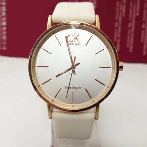 CK女士手錶玫瑰金白色錶盤，白色錶帶