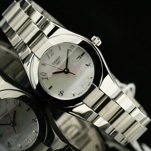 新款 天梭T-TREND流行系列 石英錶知性時尚女士手錶T043.210.11.117.00