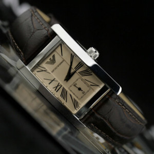專櫃 阿瑪尼 3針小秒時尚時裝女士手錶情侶男錶AR0155 (茶色)