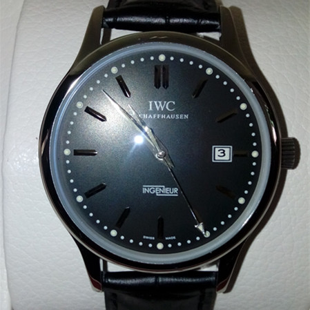 精仿萬國男機械腕錶 單日曆黑盤 瑞士ETA2824黃機芯