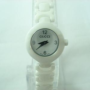 古奇GUCCI女士手錶陶瓷錶鏈黑，白，粉色三種顏色