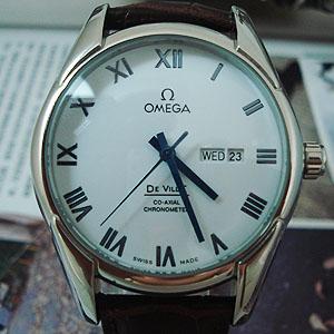 歐米茄3針羅馬刻度雙日曆顯示藍寶石鏡面Omega060