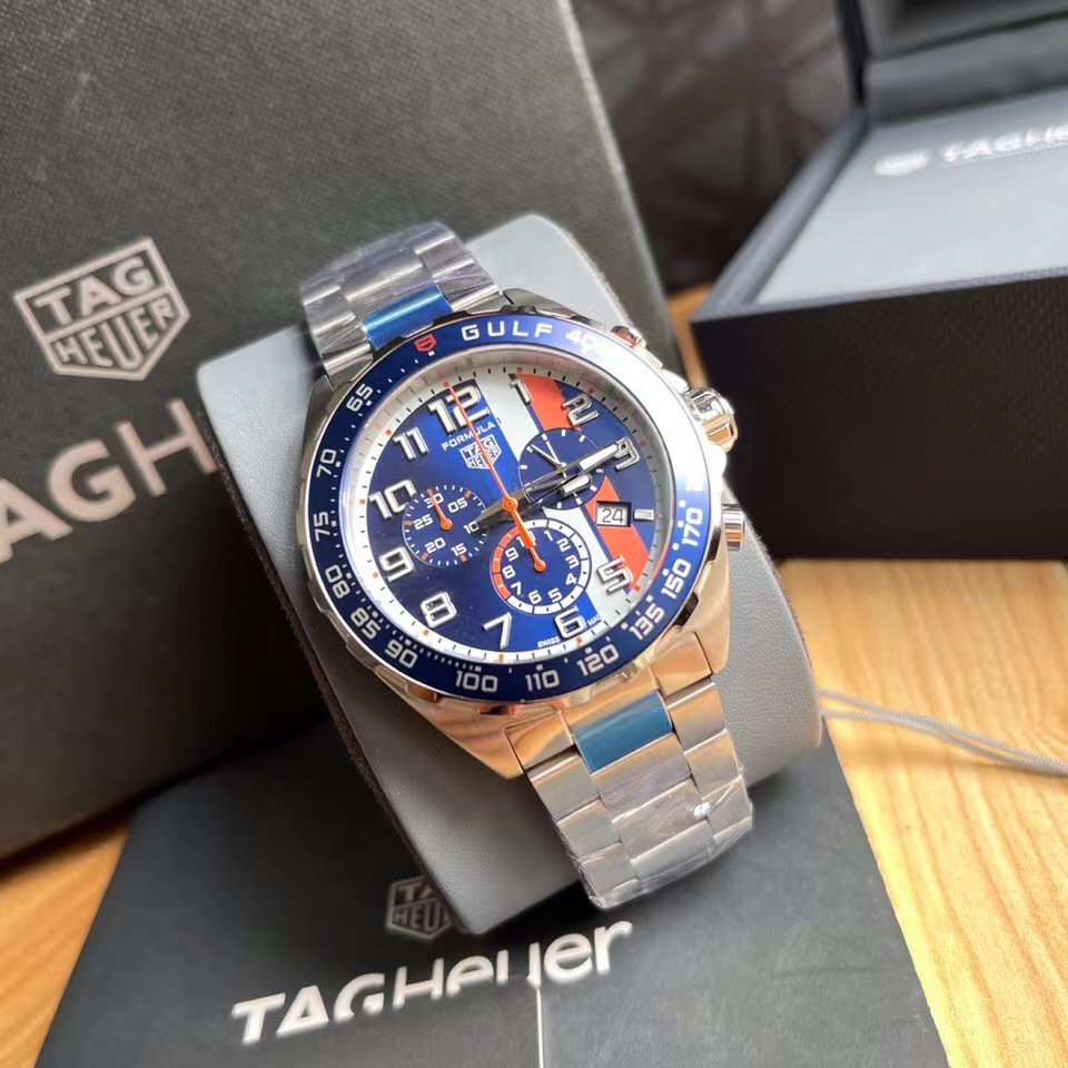 Tagheuer 泰格豪雅F1系列GULF石英男士鋼帶腕表 43mm