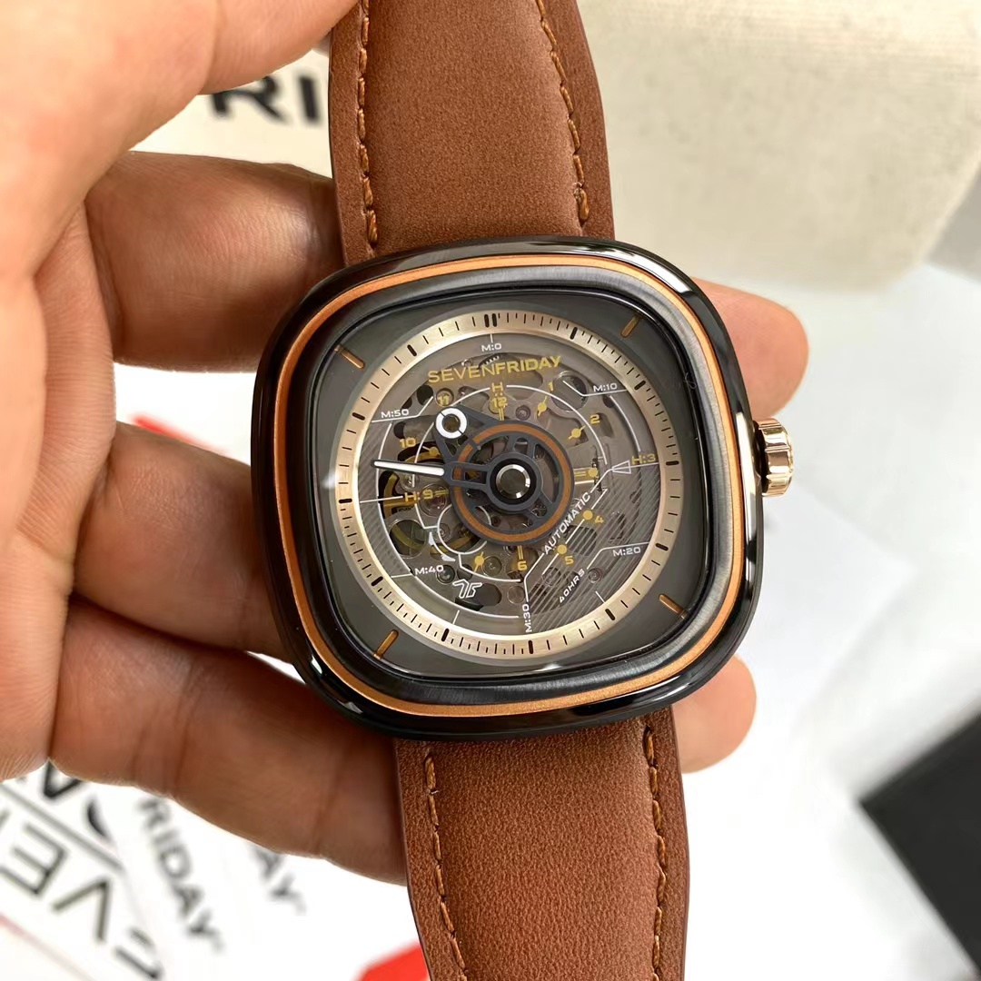 SEVENFRIDAY 七個星期五手表機械男表T2/02 7周年全新之作新款比舊款更薄大小45.6x45.0mm 更符合國人手型