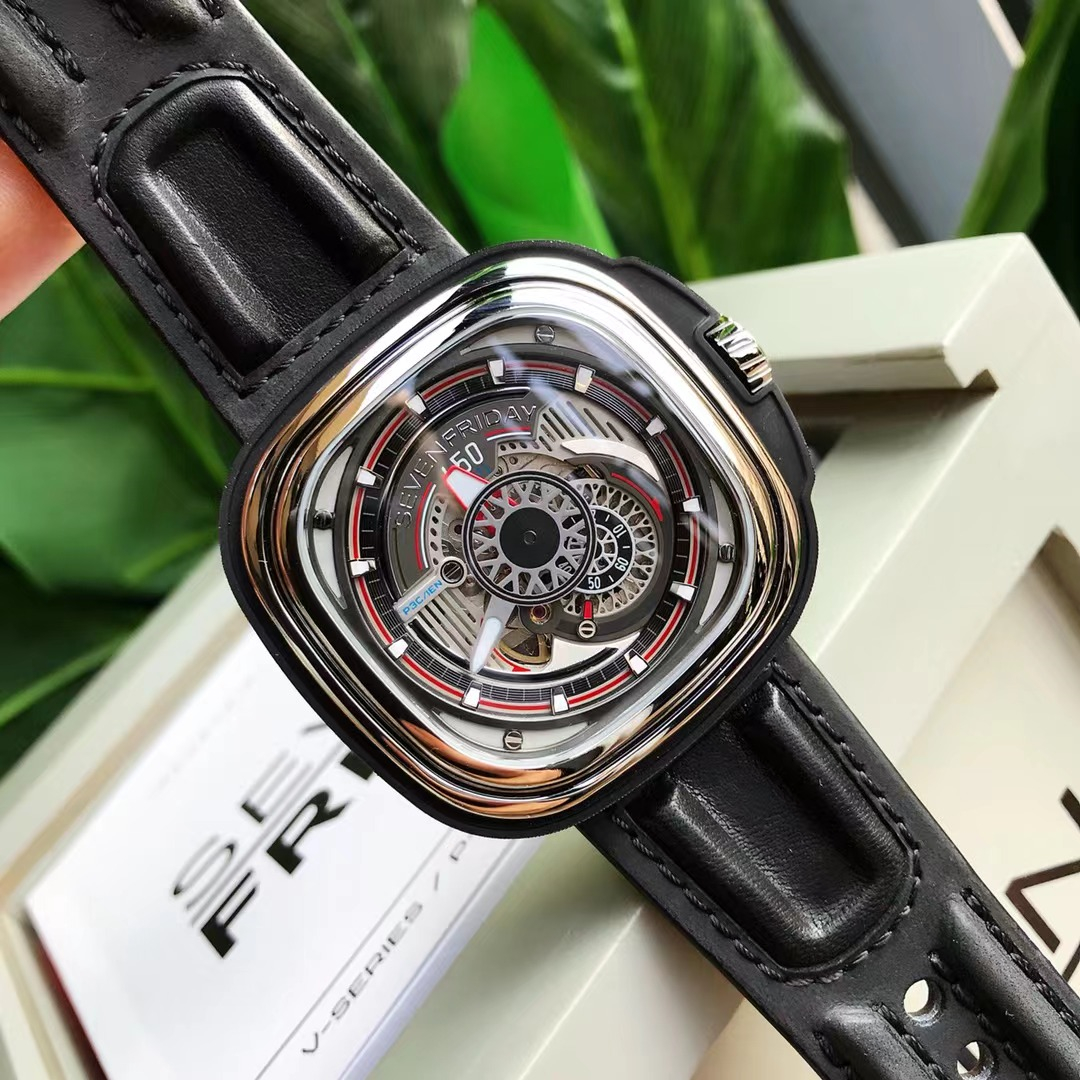 全套包裝 百分百原廠配件，SF-P3C/01 七個星期五sevenFRIDAY P3C/01型