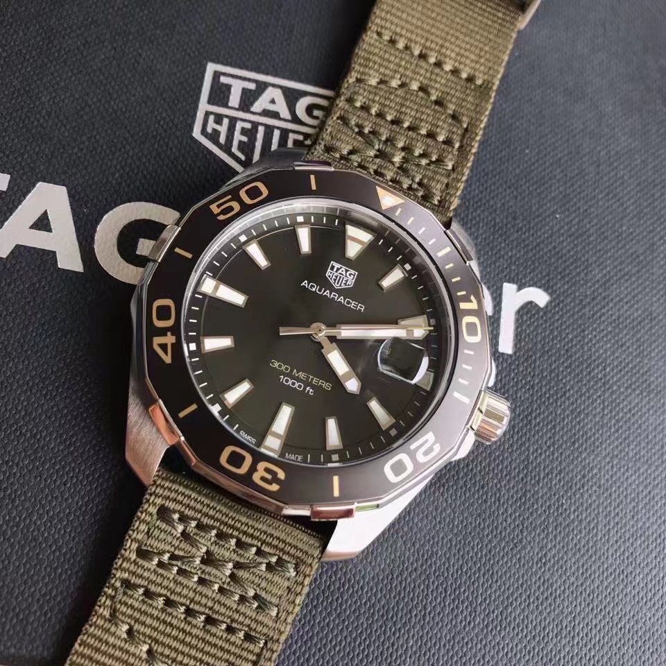 Original Tagheuer,泰格豪雅競潛系列石英表43mm表径